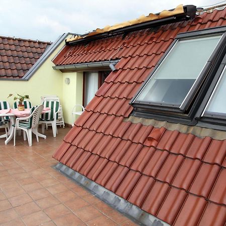 Pension Am Markt Lübben Esterno foto