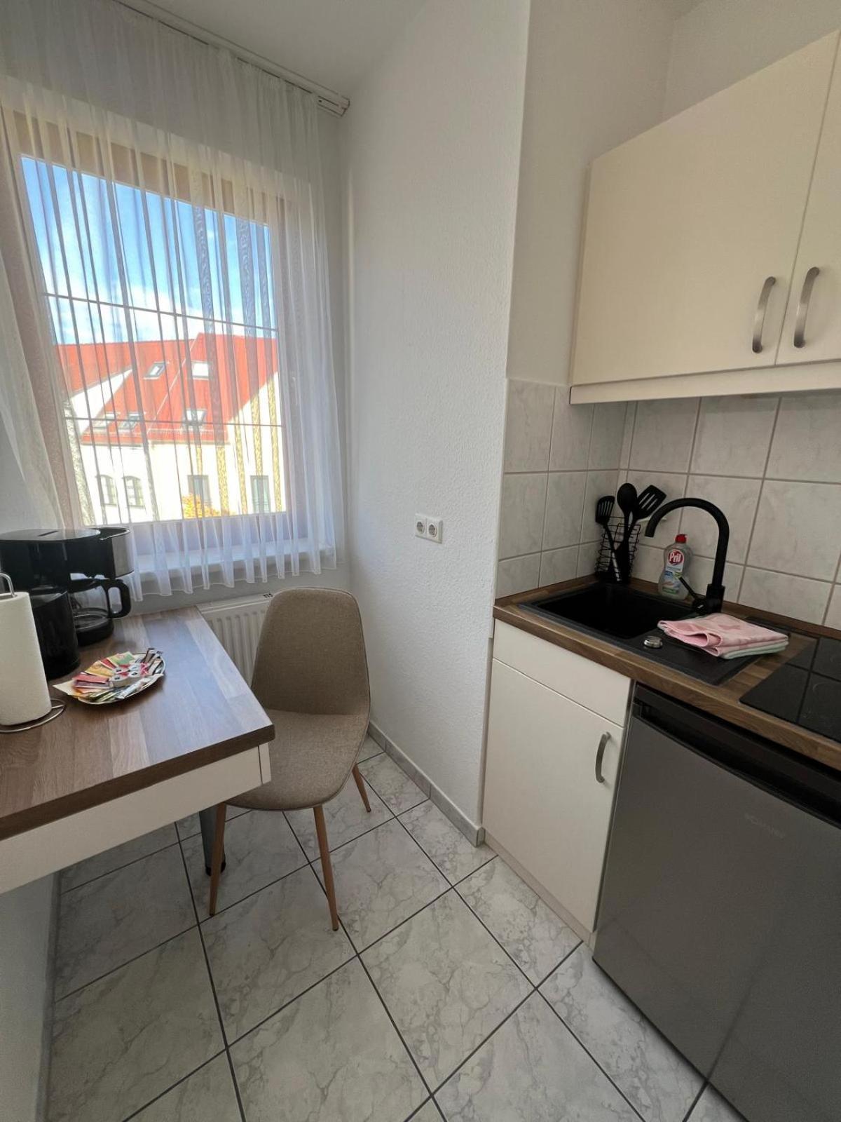 Pension Am Markt Lübben Esterno foto