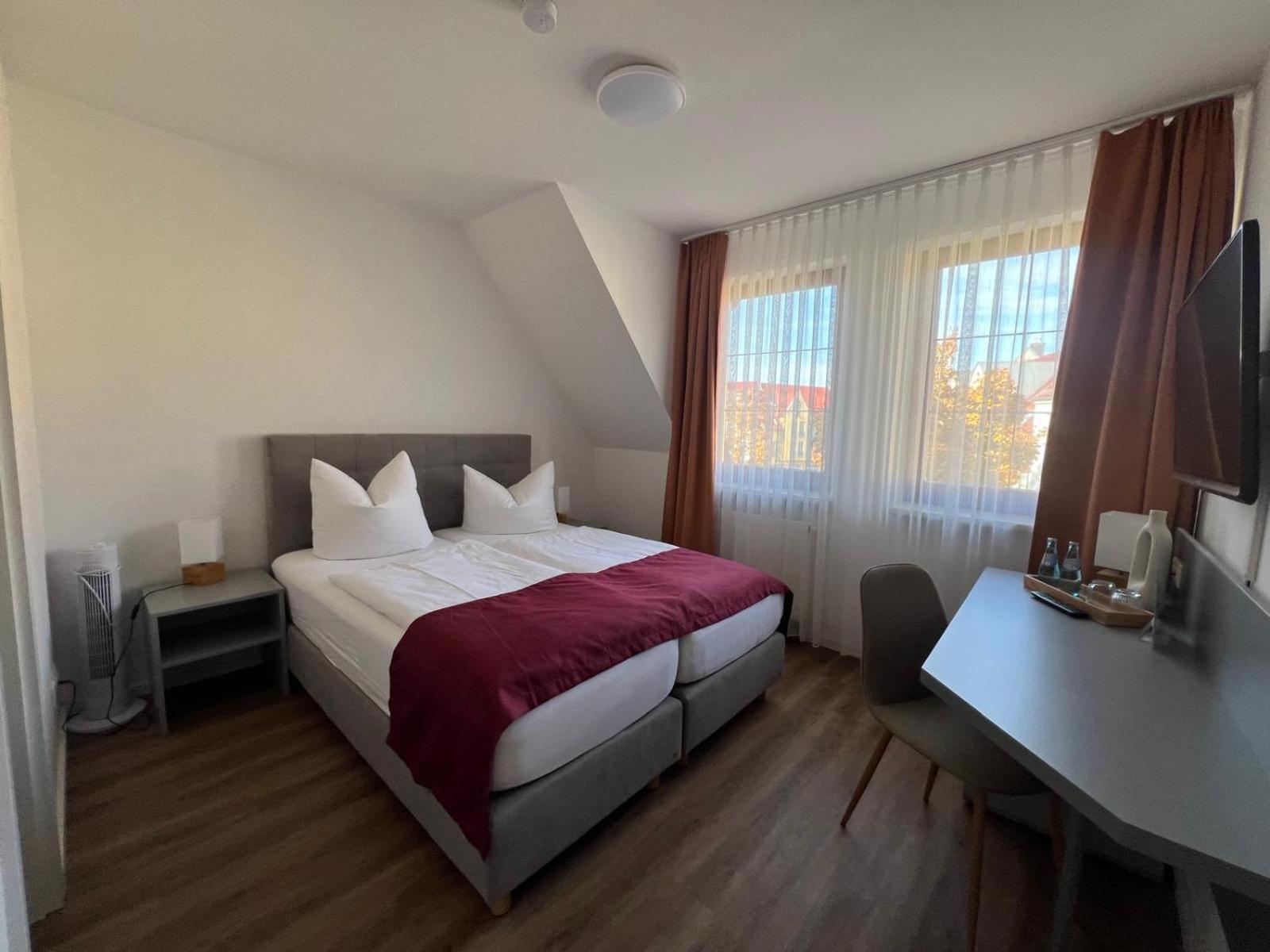 Pension Am Markt Lübben Esterno foto